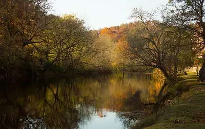 Beautiful Fall Day riverside at the Appleview River Resort